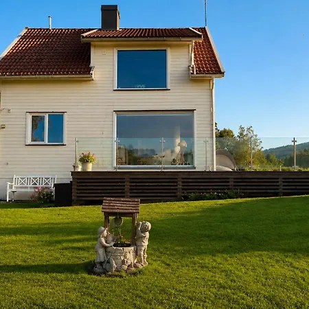 Tadas 4* Stua
